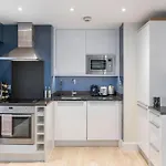 Urban Retreat In Southwark 1Br Gem For 3